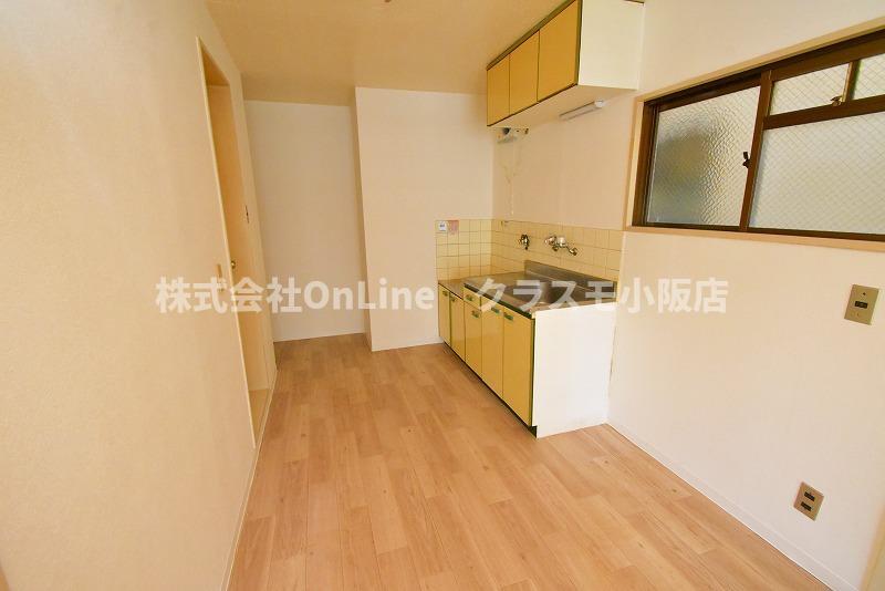 拡大写真:東大阪市菱屋西5丁目 4階401の洋室
