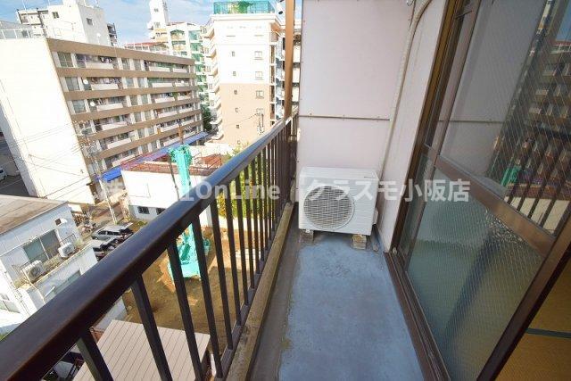 拡大写真:東大阪市菱屋西5丁目 4階401のバルコニー