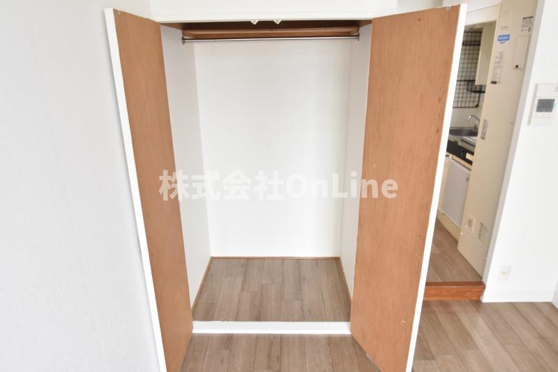 拡大写真：東大阪市荒本新町 5階503の収納