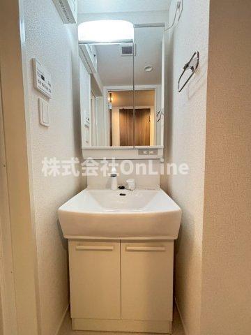 拡大写真:大阪市生野区中川2丁目 3階310の独立洗面台