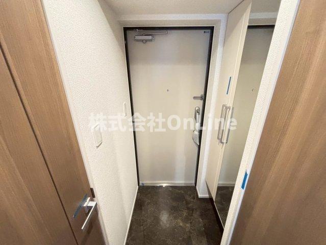 拡大写真:大阪市生野区中川2丁目 1階106の玄関