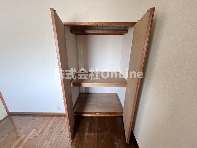 拡大写真:高安A棟 2階208の収納