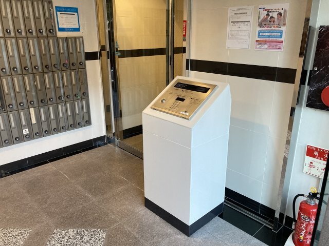 拡大写真:大阪市中央区島之内1丁目 4階401のエントランス