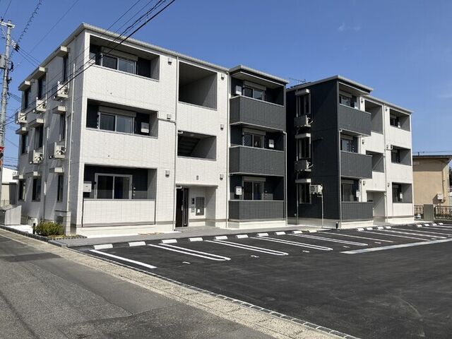 エマーブルMグラン Ⅰ棟の外観