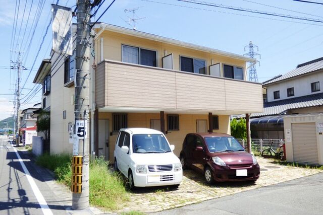 センターフィールド湊の外観