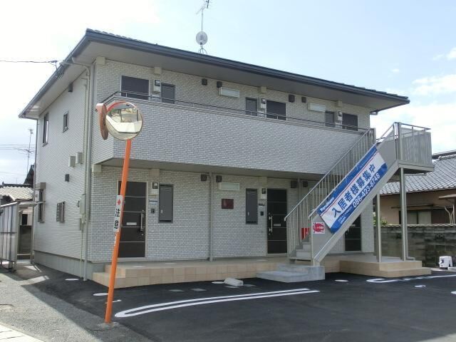 シャブランの外観