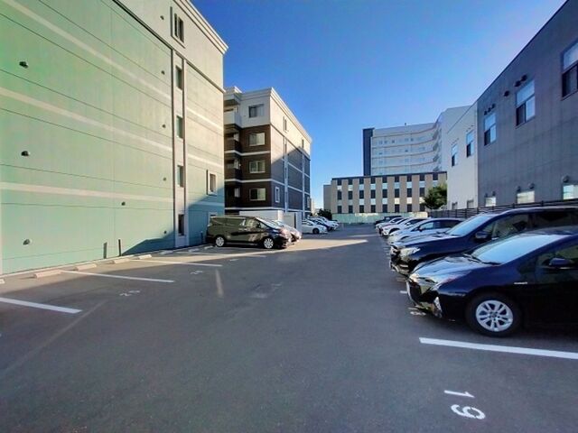 拡大写真:Shallow Garden B棟 2階201の外観