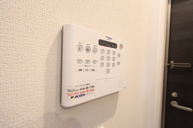 拡大写真:エマーブルMグラン Ⅰ棟 1階102のセキュリティ