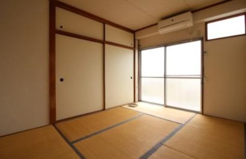 拡大写真:旭畔マンション 3階301の寝室