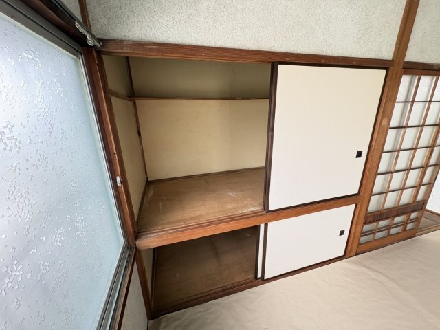 拡大写真:臼井戸建 1階1の寝室