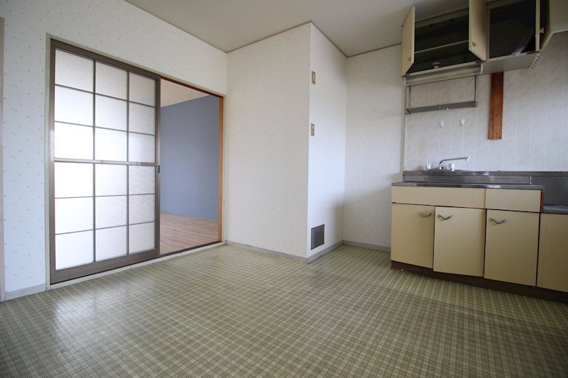 拡大写真:コーポニューライフ 2階206の居間