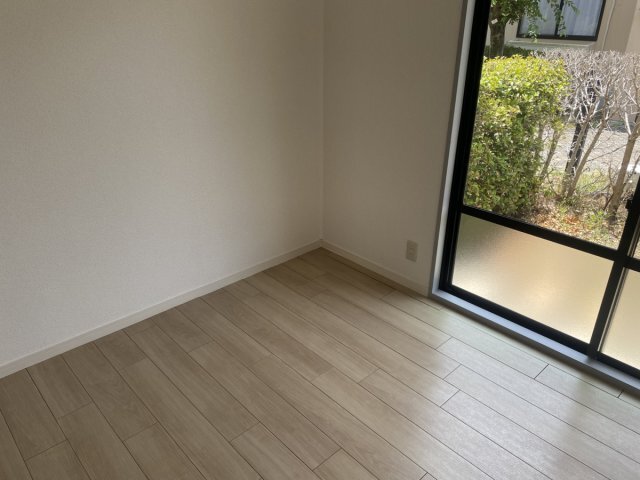 拡大写真：サンビレッジ西大寺　A 1階101の寝室