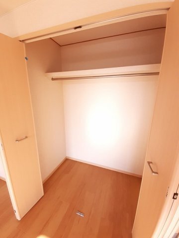 拡大写真:サニースポットB 2階203の専用の収納スペースです