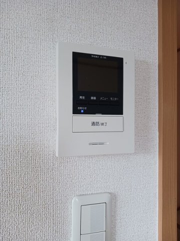 拡大写真:ア・ラ・モード.メゾン 2階205のセキュリティ