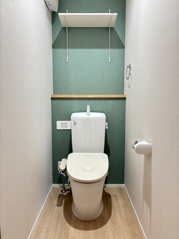 拡大写真：ユアメゾン益野　Ａ 2階201の清潔感のあるトイレです