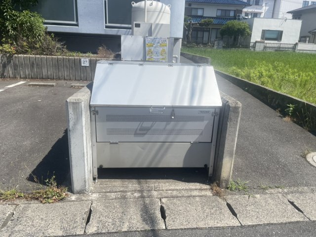 拡大写真:サンライズパレス 1階101のその他共有部分