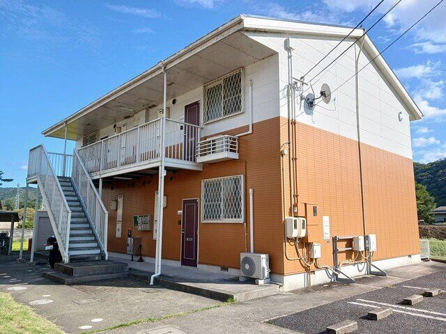 サンシティー臼井Cの外観