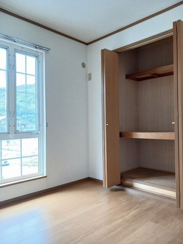 拡大写真:クレストール飛天C 2階201のその他