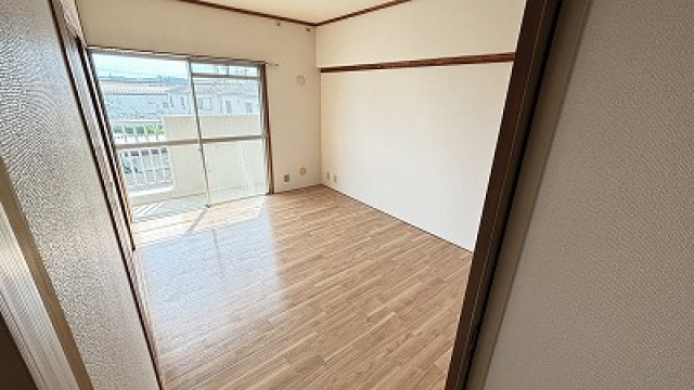 拡大写真：ラピーヌ円山 3階305の内装