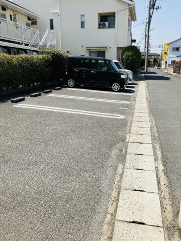 拡大写真:サンコーポ東古松 2階201の外観