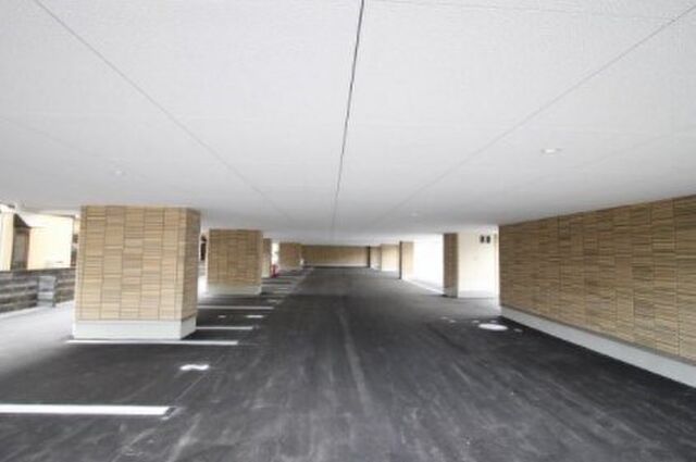 拡大写真:岡山市北区西市 2階202の外観