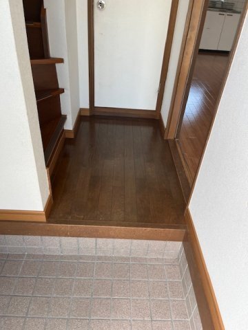 拡大写真:ひまわりハウス 1階C-1の玄関