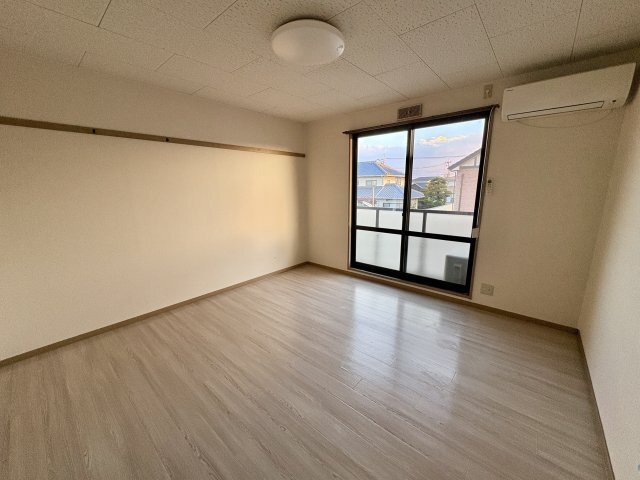拡大写真:Cafeteria WAKE 1階101の※写真と現況に相違がある場合は、現況を優先します。