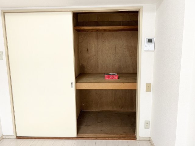 拡大写真:ウイング岡町 1階101の収納