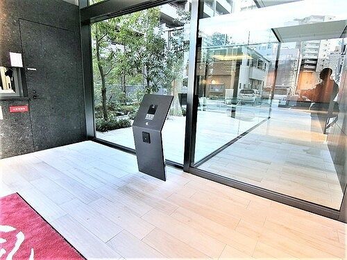 拡大写真:ライオンズタワー岡山千日前 11階1107のエントランス