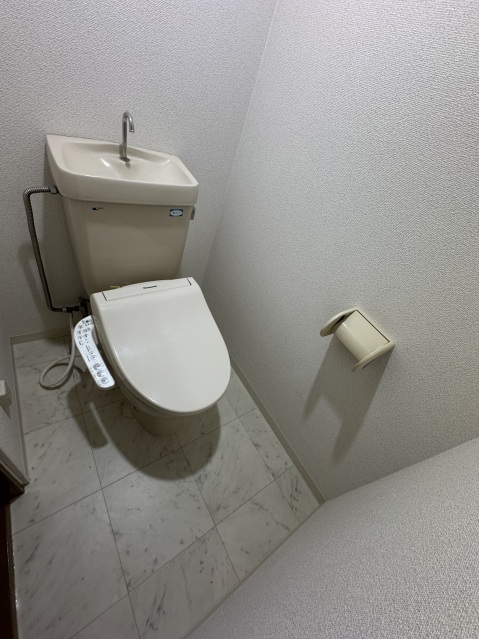 拡大写真:京橋ビル新館 4階403のトイレ