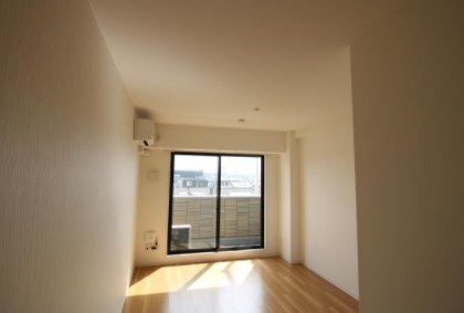 拡大写真:岡山市北区西市 2階202の居間