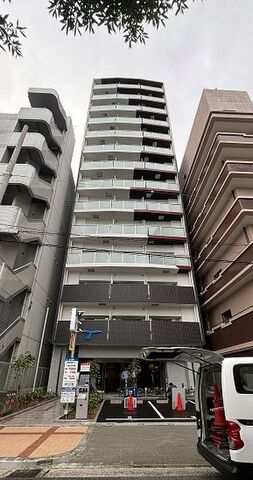 セレニテ新大阪ミラク弐番館の外観