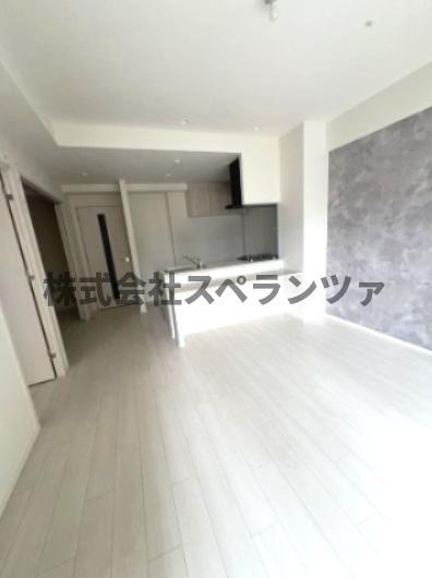 拡大写真:スプランディッド上本町WEST 13階1308の居間