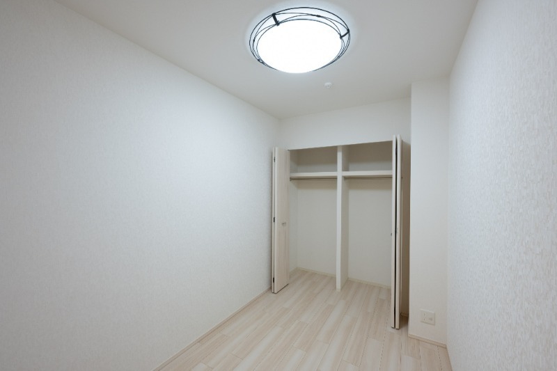 拡大写真:プレジオ鎗屋町 13階1303の収納
