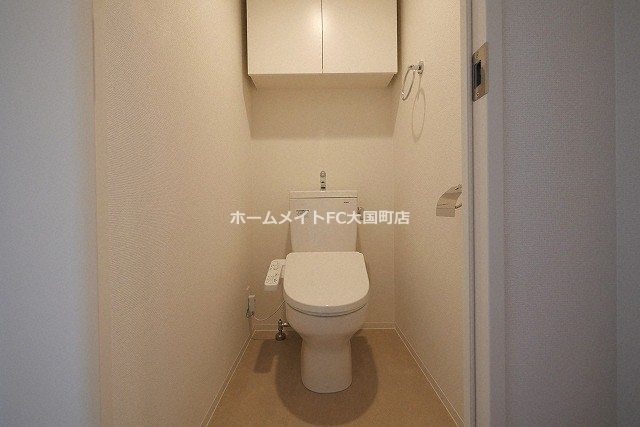 拡大写真:セレニテ本町東リアン 6階605のトイレ