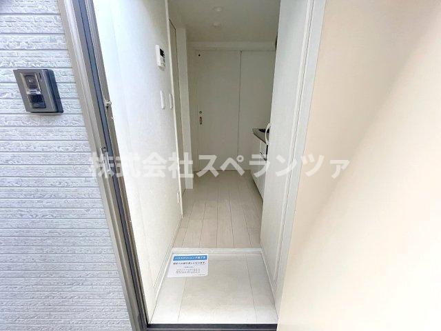 拡大写真:WISTERIA R&T 1階201の玄関