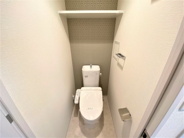 拡大写真:エスリード大阪城クローグ 10階1002のトイレ