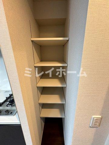 拡大写真:プライムガーデン大森 6階604の収納