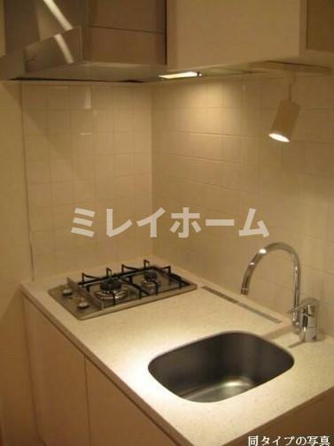 拡大写真:コンフォリア大森DEUX 9階901のキッチン