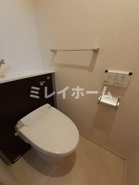 拡大写真:プラムハウス 1階102のトイレ