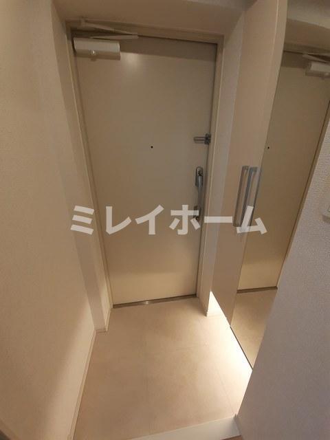 拡大写真:プラムハウス 1階102の玄関
