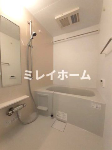 拡大写真:トゥーレン コティ 4階404の風呂