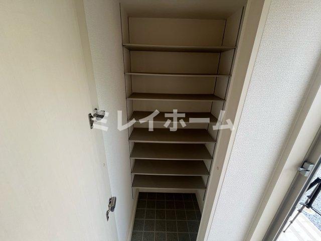 拡大写真:Hogar Ca’lido 1階102の玄関