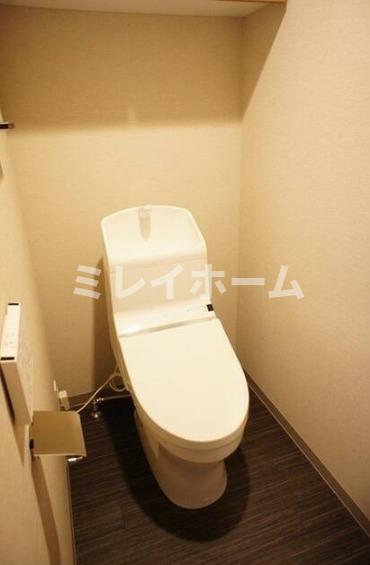 拡大写真:コンフォリア馬込 地下2階108のトイレ