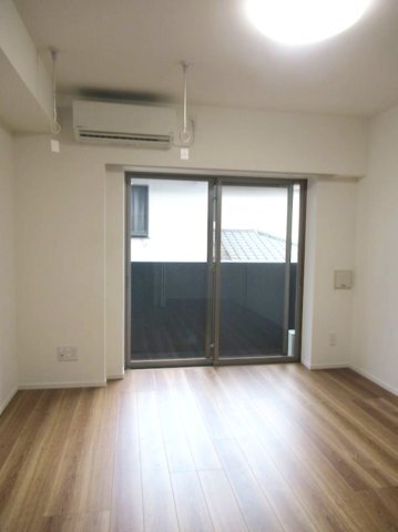 拡大写真:ARCOBALENO HANEDA 4階401の同建物内別のお部屋の参考写真になります。