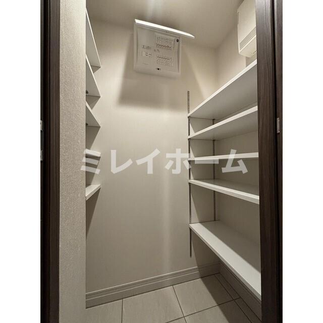 拡大写真:プラネソシエプラス旗の台 3階301の玄関