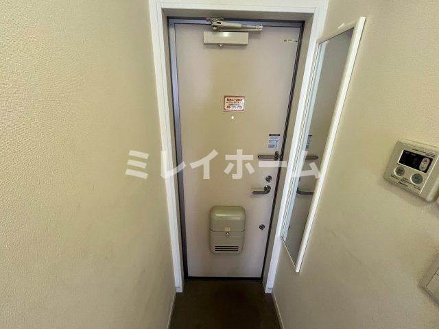 拡大写真：KKハウス羽田 2階202☆の玄関