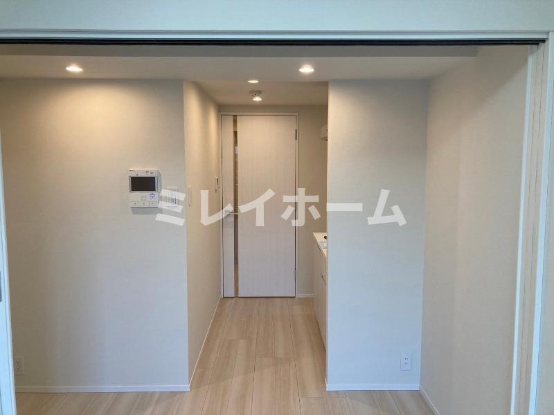 拡大写真:ドムス・スタイル武蔵小山 3階305の居間