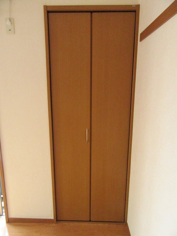 拡大写真:エスポワール田園調布 1階101の収納