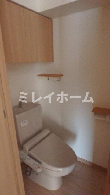 拡大写真:ルーブル多摩川八番館 8階804のトイレ
